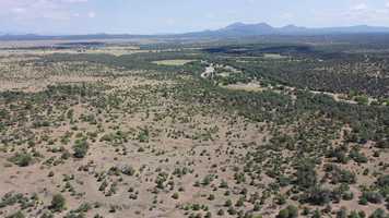 Free download Las Vegas Ranch Property video and edit with RedcoolMedia movie maker MovieStudio video editor online and AudioStudio audio editor onlin