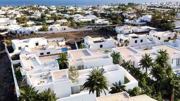 Free download LAVA - Villas de Lujo video and edit with RedcoolMedia movie maker MovieStudio video editor online and AudioStudio audio editor onlin