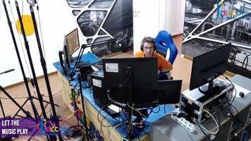 Free download Let The Music Play - Puntata del 30 Giugno 2020 video and edit with RedcoolMedia movie maker MovieStudio video editor online and AudioStudio audio editor onlin