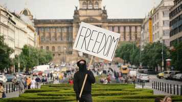 Free download LIVING SCULPTURE / performance video and edit with RedcoolMedia movie maker MovieStudio video editor online and AudioStudio audio editor onlin