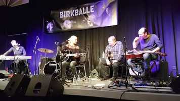 Free download Look what theyve done to my song live video and edit with RedcoolMedia movie maker MovieStudio video editor online and AudioStudio audio editor onlin