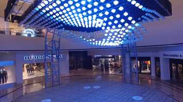 Free download Love Lights submitted by wonderMakr video and edit with RedcoolMedia movie maker MovieStudio video editor online and AudioStudio audio editor onlin