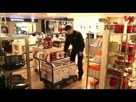 Free download Manual Handling  8 basic steps to  correct lifting technique video and edit with RedcoolMedia movie maker MovieStudio video editor online and AudioStudio audio editor onlin