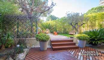 Free download MARSEILLE  8EME - APPARTEMENT A VENDRE - 999 000  - 185 m - 5 pices video and edit with RedcoolMedia movie maker MovieStudio video editor online and AudioStudio audio editor onlin