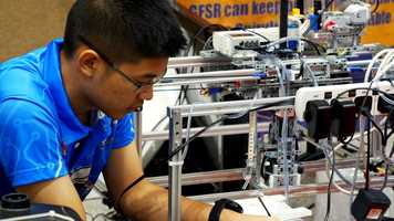 Free download Me  My Robot Trailer video and edit with RedcoolMedia movie maker MovieStudio video editor online and AudioStudio audio editor onlin