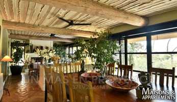 Free download MENERBES - MAISON A VENDRE - 3 495 000  - 308 m - 11 pices video and edit with RedcoolMedia movie maker MovieStudio video editor online and AudioStudio audio editor onlin