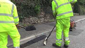 Free download Methane powered hotbox pothole repair trailer. Saltash video and edit with RedcoolMedia movie maker MovieStudio video editor online and AudioStudio audio editor onlin