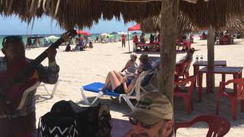 Free download Music on the beach in Progreso, Mexico video and edit with RedcoolMedia movie maker MovieStudio video editor online and AudioStudio audio editor onlin
