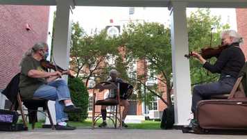 Free download Music Under The Portico video and edit with RedcoolMedia movie maker MovieStudio video editor online and AudioStudio audio editor onlin