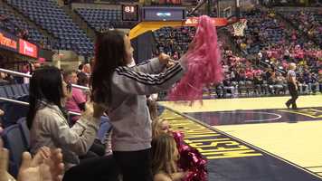 Free download Natalie Comer Pink Game video and edit with RedcoolMedia movie maker MovieStudio video editor online and AudioStudio audio editor onlin