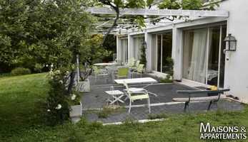 Free download NICE - MAISON A VENDRE - 1 785 000  - 302 m - 10 pice(s) video and edit with RedcoolMedia movie maker MovieStudio video editor online and AudioStudio audio editor onlin