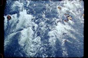 Free download Notas sobre a habitabilidade en A Barca (Trailer) video and edit with RedcoolMedia movie maker MovieStudio video editor online and AudioStudio audio editor onlin