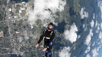 Free download PAULIES VIEW OF FUN SHRED ! video and edit with RedcoolMedia movie maker MovieStudio video editor online and AudioStudio audio editor onlin