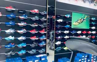 Free download Phong Vu Sport Content Video video and edit with RedcoolMedia movie maker MovieStudio video editor online and AudioStudio audio editor onlin