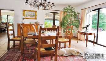 Free download PLASCASSIER - MAISON A VENDRE - 860 000  - 233 m - 6 pices video and edit with RedcoolMedia movie maker MovieStudio video editor online and AudioStudio audio editor onlin