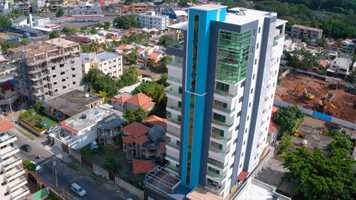 Free download POBRES MILLONARIOS - TRAILER HD video and edit with RedcoolMedia movie maker MovieStudio video editor online and AudioStudio audio editor onlin