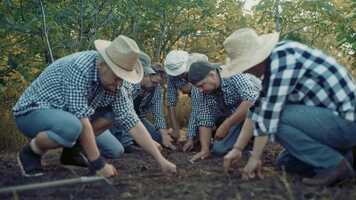 Free download Polemic - Medicna video and edit with RedcoolMedia movie maker MovieStudio video editor online and AudioStudio audio editor onlin