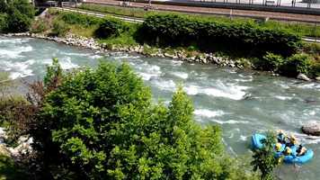 Free download Rafting session @ExtremeWaves video and edit with RedcoolMedia movie maker MovieStudio video editor online and AudioStudio audio editor onlin