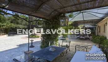 Free download RAMATUELLE - MAISON A VENDRE - 28 000 000  - 463 m - 11 pice(s) video and edit with RedcoolMedia movie maker MovieStudio video editor online and AudioStudio audio editor onlin