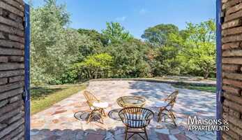 Free download SAINT-RAPHAL - MAISON A VENDRE - 1 595 000  - 263 m - 8 pice(s) video and edit with RedcoolMedia movie maker MovieStudio video editor online and AudioStudio audio editor onlin