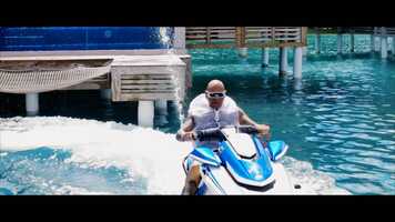 Free download Shark i Max trailer base video and edit with RedcoolMedia movie maker MovieStudio video editor online and AudioStudio audio editor onlin