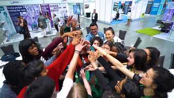 Free download She Decides at WD2019 video and edit with RedcoolMedia movie maker MovieStudio video editor online and AudioStudio audio editor onlin