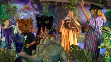 Free download Sing a Melody video and edit with RedcoolMedia movie maker MovieStudio video editor online and AudioStudio audio editor onlin