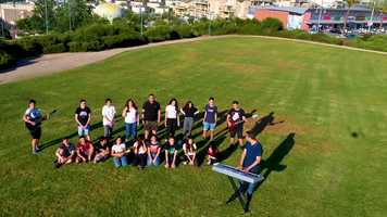 Free download Singing_4 video and edit with RedcoolMedia movie maker MovieStudio video editor online and AudioStudio audio editor onlin