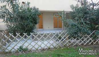 Free download SIX-FOURS-LES-PLAGES - APPARTEMENT A LOUER - 650  - 34 m - 2 pices video and edit with RedcoolMedia movie maker MovieStudio video editor online and AudioStudio audio editor onlin