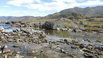 Free download Small stream at low tide part 1 video and edit with RedcoolMedia movie maker MovieStudio video editor online and AudioStudio audio editor onlin