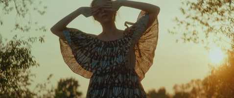 Free download Sonia in Divoland video and edit with RedcoolMedia movie maker MovieStudio video editor online and AudioStudio audio editor onlin