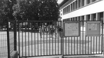 Free download Sortie de lcole video and edit with RedcoolMedia movie maker MovieStudio video editor online and AudioStudio audio editor onlin