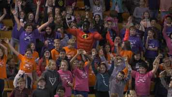 Free download Sports highlight video and edit with RedcoolMedia movie maker MovieStudio video editor online and AudioStudio audio editor onlin