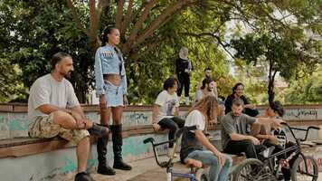 Free download Sudi Etuz SS22 // FASHIONWEEKISTANBUL video and edit with RedcoolMedia movie maker MovieStudio video editor online and AudioStudio audio editor onlin