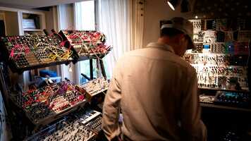 Free download Sunday Morning Melody video and edit with RedcoolMedia movie maker MovieStudio video editor online and AudioStudio audio editor onlin