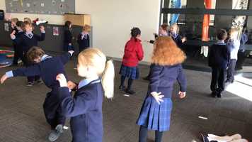 Free download SURF COAST MUSIC video and edit with RedcoolMedia movie maker MovieStudio video editor online and AudioStudio audio editor onlin