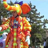 Free download Surprise Cartoon Disney On Streets video and edit with RedcoolMedia movie maker MovieStudio video editor online and AudioStudio audio editor onlin