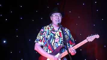 Free download Sweet Mary 9-10-2020 video and edit with RedcoolMedia movie maker MovieStudio video editor online and AudioStudio audio editor onlin