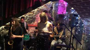 Free download The Hummingbirds Swing Band - Swing, Brother, Swing (Billie Holiday) video and edit with RedcoolMedia movie maker MovieStudio video editor online and AudioStudio audio editor onlin