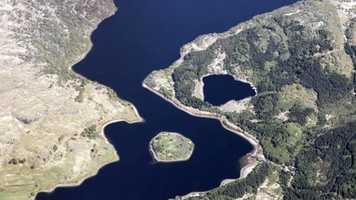 Free download the light always comes back video and edit with RedcoolMedia movie maker MovieStudio video editor online and AudioStudio audio editor onlin