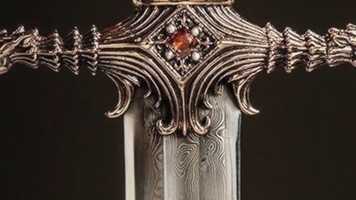 Free download The Queen of England: Grand Tour - Book Trailer video and edit with RedcoolMedia movie maker MovieStudio video editor online and AudioStudio audio editor onlin