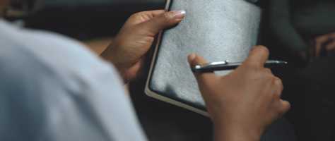 Free download THERAPIST Trailer video and edit with RedcoolMedia movie maker MovieStudio video editor online and AudioStudio audio editor onlin