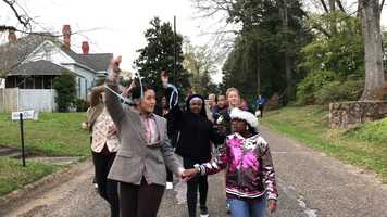 Free download The Traveling Show: Marion, Alabama video and edit with RedcoolMedia movie maker MovieStudio video editor online and AudioStudio audio editor onlin