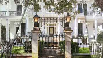 Free download TOUR ORLEANS 2020 INTRO TRAILER video and edit with RedcoolMedia movie maker MovieStudio video editor online and AudioStudio audio editor onlin