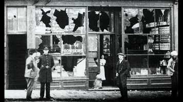 Free download Trailer_360RiotWalk video and edit with RedcoolMedia movie maker MovieStudio video editor online and AudioStudio audio editor onlin