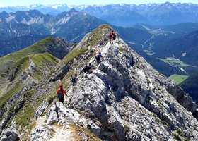 Free download (Trailer) Bergerlebnis Karwendel Herrliche Bergtouren hoch über dem Isartal video and edit with RedcoolMedia movie maker MovieStudio video editor online and AudioStudio audio editor onlin