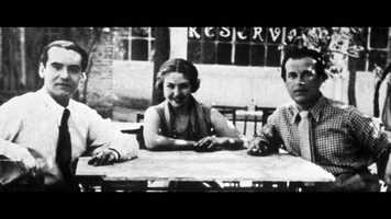 Free download TRAILER VEINTISIETE video and edit with RedcoolMedia movie maker MovieStudio video editor online and AudioStudio audio editor onlin