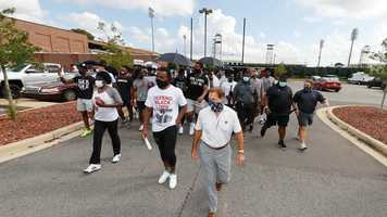 Free download University of Alabama football team marches for social justice video and edit with RedcoolMedia movie maker MovieStudio video editor online and AudioStudio audio editor onlin
