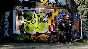 Free download Urban mantra 3 video and edit with RedcoolMedia movie maker MovieStudio video editor online and AudioStudio audio editor onlin