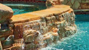 Free download Via El Toro Backyard video and edit with RedcoolMedia movie maker MovieStudio video editor online and AudioStudio audio editor onlin